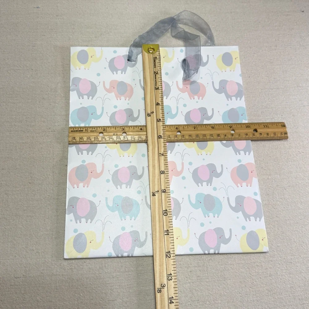 Baby Gift Bag Set - Pastel Multi-Color Welcome Baby Designs - 6 Gift Bags
